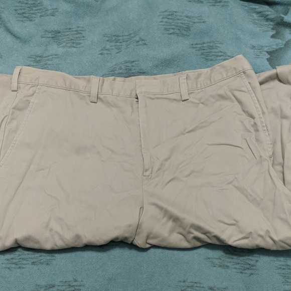 Men's khaki pants - Picture 3 of 3
